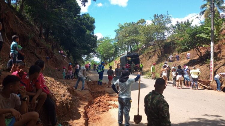 Policía, Ejército y empresa privada trabajan en conjunto en Puerto Libertador