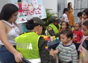 Realizan sensibilización con niñas y niños sobre el uso de la pólvora en Puerto Libertador