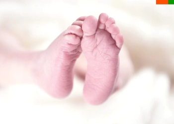 Nació bebé con ADN de tres padres diferentes WEB