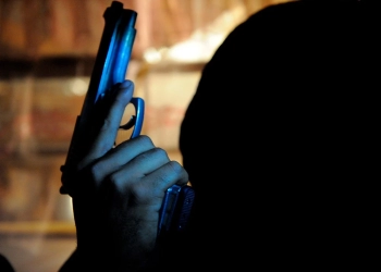 Dos personas pierden la vida en riña entre familias vecinas