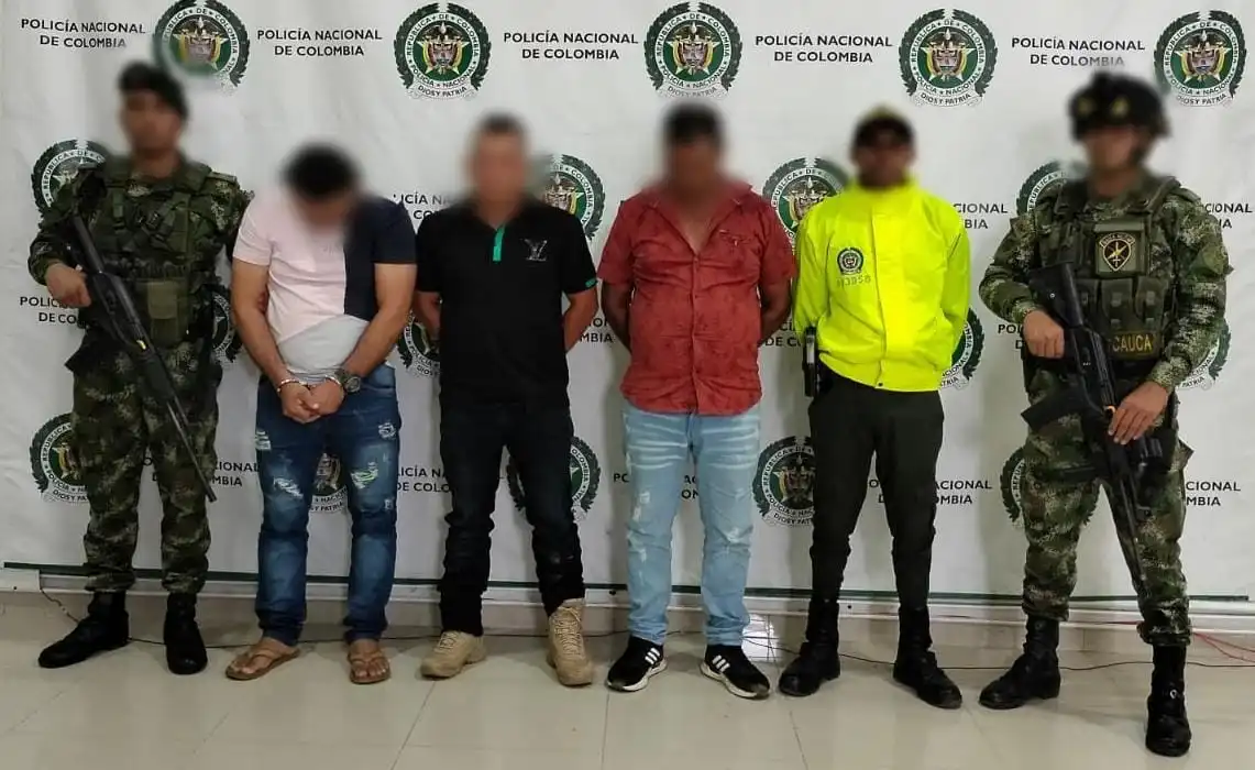 Capturan a 3 presuntos integrantes de las AGC en Puerto Libertador