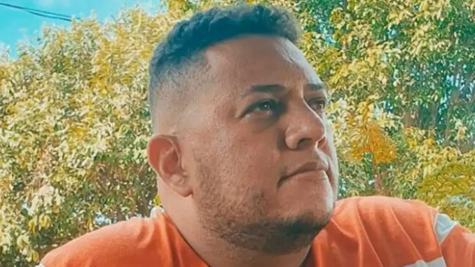 Hombre fue asesinado por su hijastro en defensa de su madre, ¿cuál es la razón?