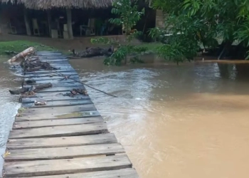 Inundaciones en Tierralta dejan a familias en situación desesperada