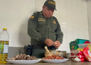 Montalvo, un Policía que fusiona el servicio público con su pasión culinaria