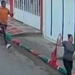 Atroz ataque: hombre Persiguió con machete y asesinó a su expareja en la calle