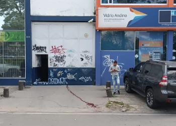 Expolicía fallece en medio de un tiroteo durante intento de robo