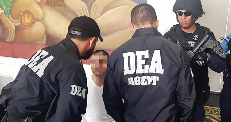 Capturan a dos aliados de alias Chirimoya, cabecilla del Clan del Golfo abatido recientemente