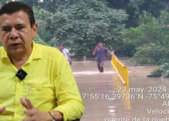 ¿Se contradijo el alcalde de Montelíbano sobre el puente El Perro? 