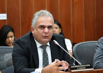 Corte Suprema confirma juicio contra senador John Besaile por corrupción