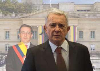 Uribe, vinculado a homicidios de funcionarios judiciales que investigaban vínculos entre paramilitares, empresarios y políticos
